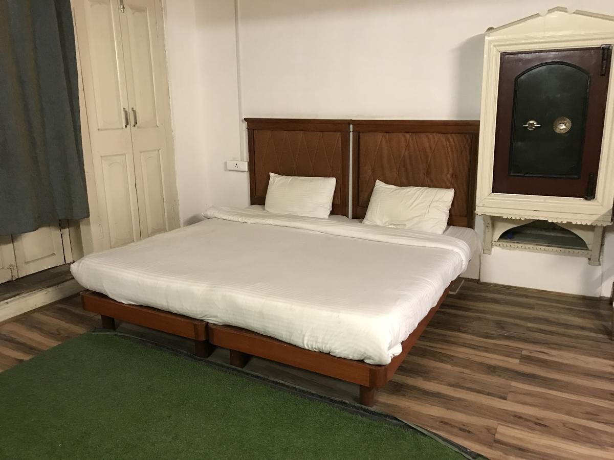 Hotel Skylark Nainital Zimmer foto